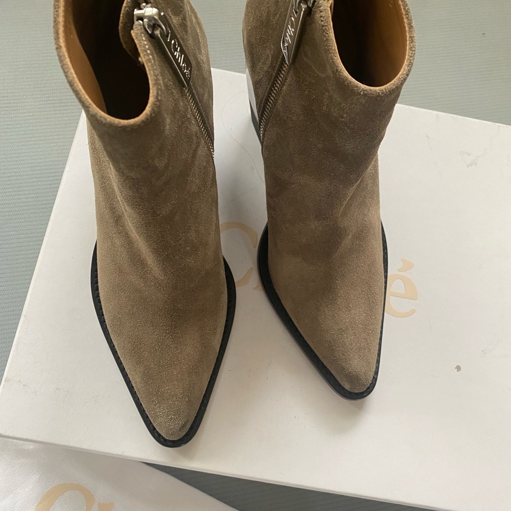 CHLOE western boots. 38,5 size. Worn once
